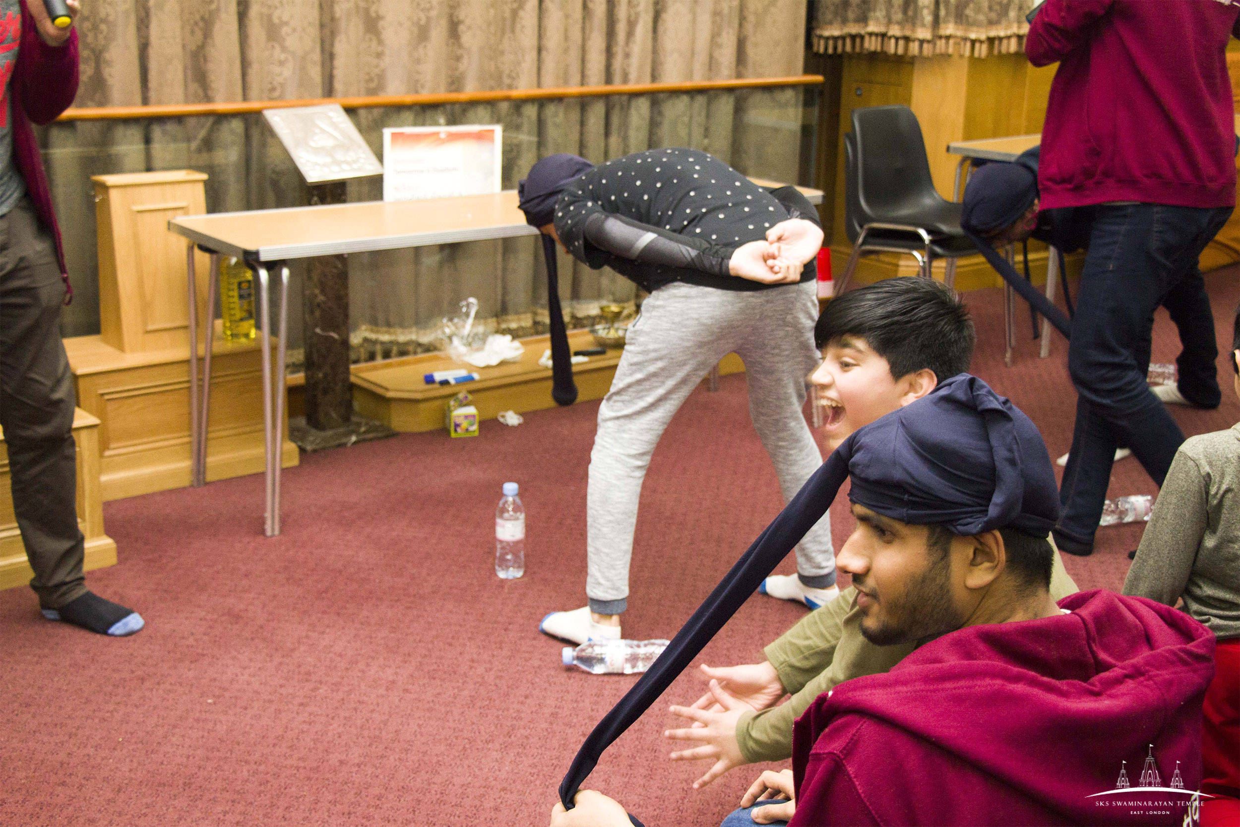 ©1987-2017 SKS Swaminarayan Temple East London